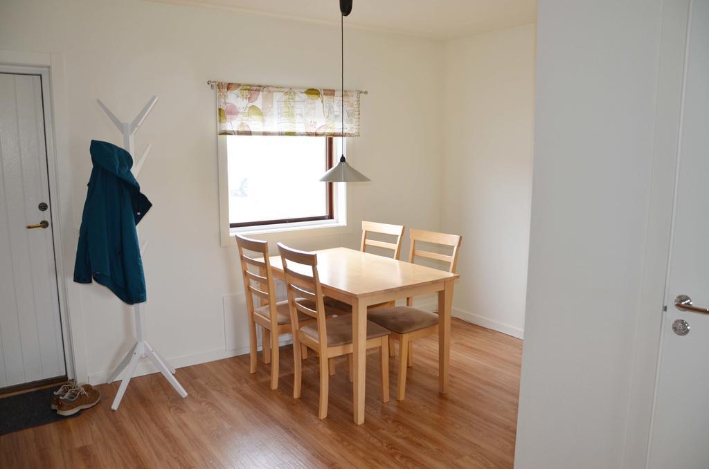 Apelvikstrand Semesterlagenheter Aparthotel Varberg Room photo